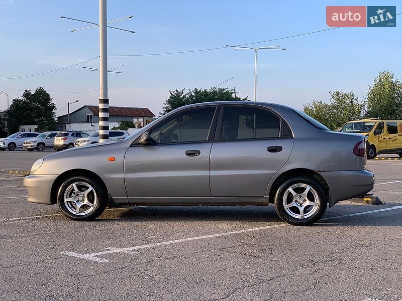 Седан Daewoo Lanos 2008 в Дніпрі
