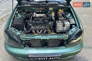 Седан Daewoo Lanos 2006 в Миколаєві