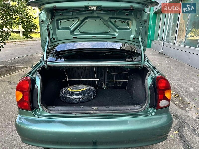 Седан Daewoo Lanos 2006 в Миколаєві