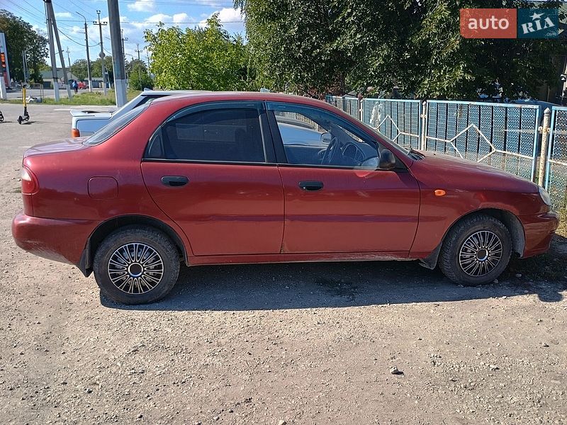 Седан Daewoo Lanos 2007 в Волочиске