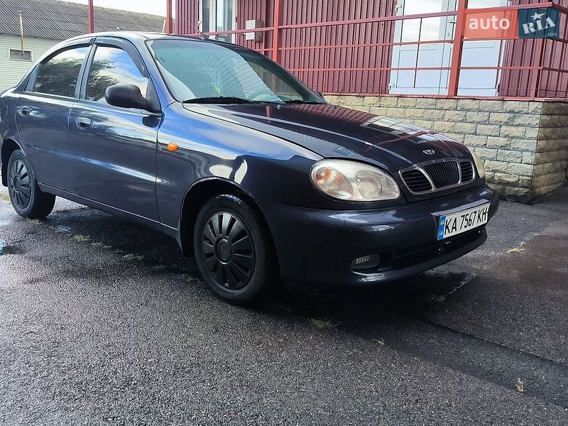 Седан Daewoo Lanos 2006 в Хотові