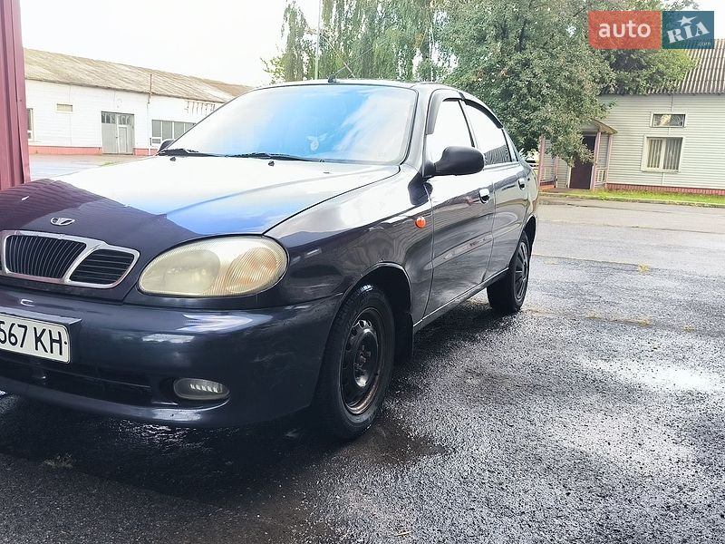 Седан Daewoo Lanos 2006 в Хотові