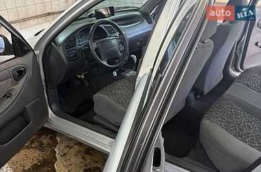 Седан Daewoo Lanos 2012 в Житомире