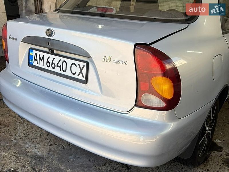 Седан Daewoo Lanos 2012 в Житомире