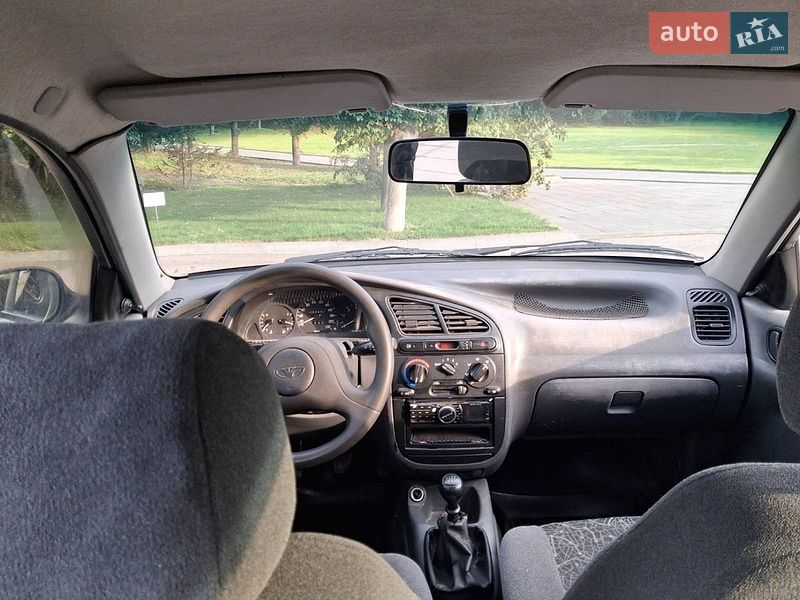 Седан Daewoo Lanos 2004 в Світловодську