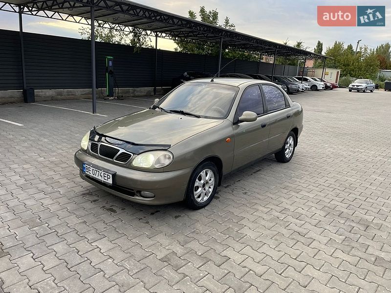 Седан Daewoo Lanos 2003 в Миколаєві