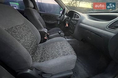 Седан Daewoo Lanos 2003 в Миколаєві