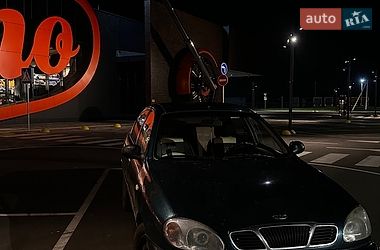 Седан Daewoo Lanos 2004 в Киеве