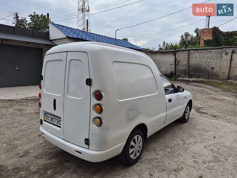 Седан Daewoo Lanos 2010 в Днепре