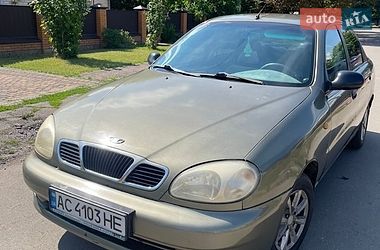 Седан Daewoo Lanos 2004 в Луцке