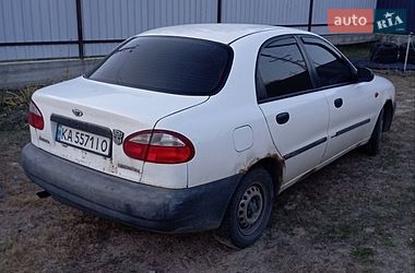 Седан Daewoo Lanos 2001 в Белогородке