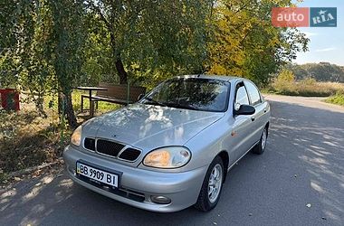 Седан Daewoo Lanos 2005 в Ровно