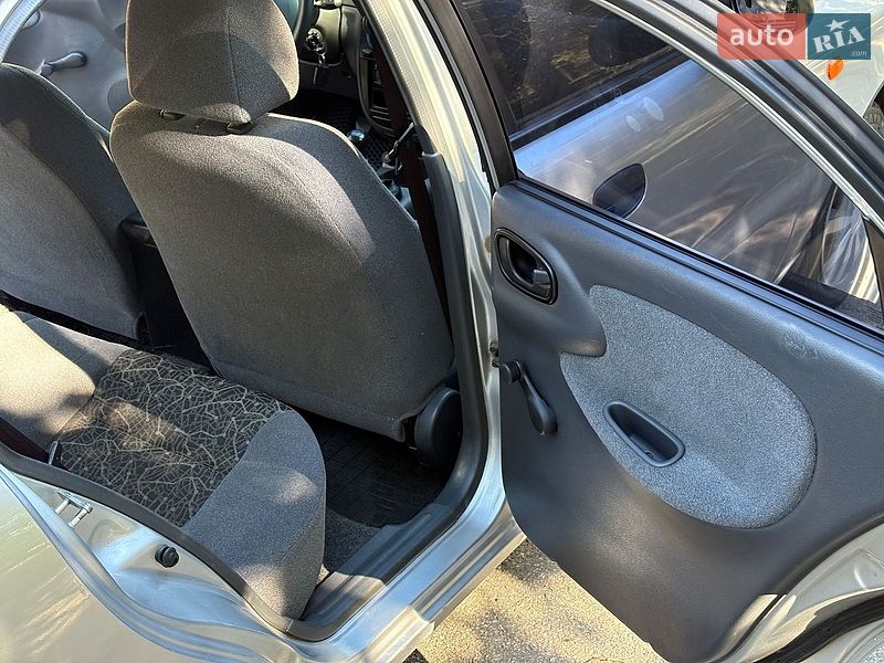 Седан Daewoo Lanos 2007 в Києві