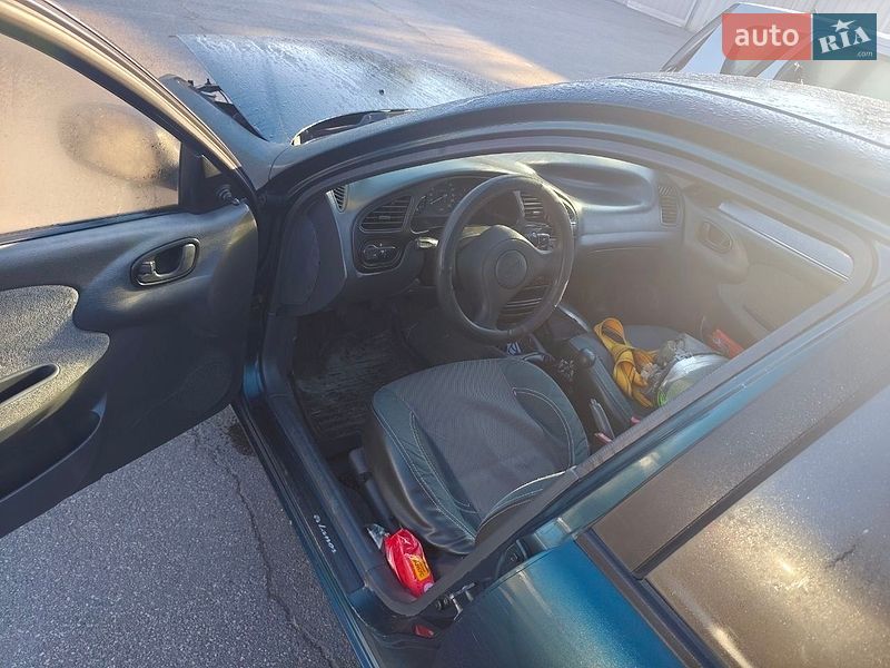 Седан Daewoo Lanos 2004 в Днепре