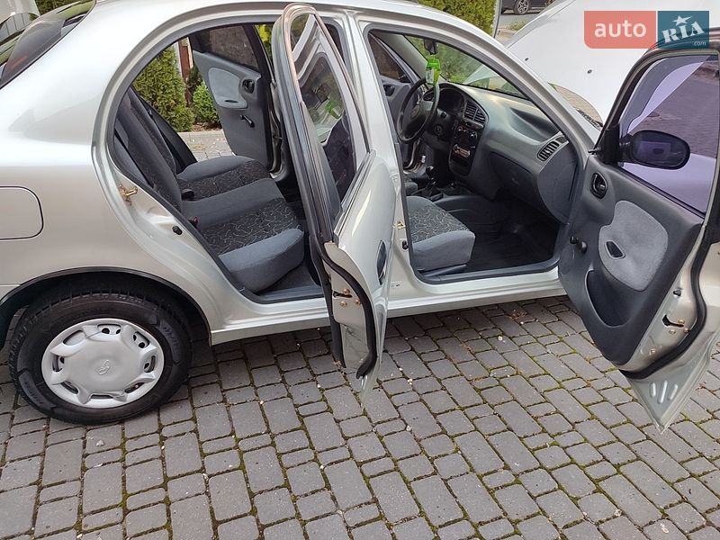 Седан Daewoo Lanos 2005 в Хмельницькому фото Седан Daewoo Lanos 2005 в Хмельницькому