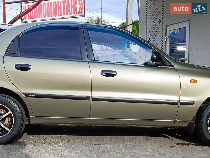 Седан Daewoo Lanos 2004 в Дніпрі