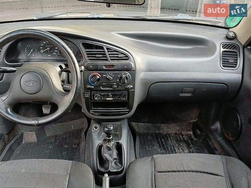 Седан Daewoo Lanos 2004 в Днепре