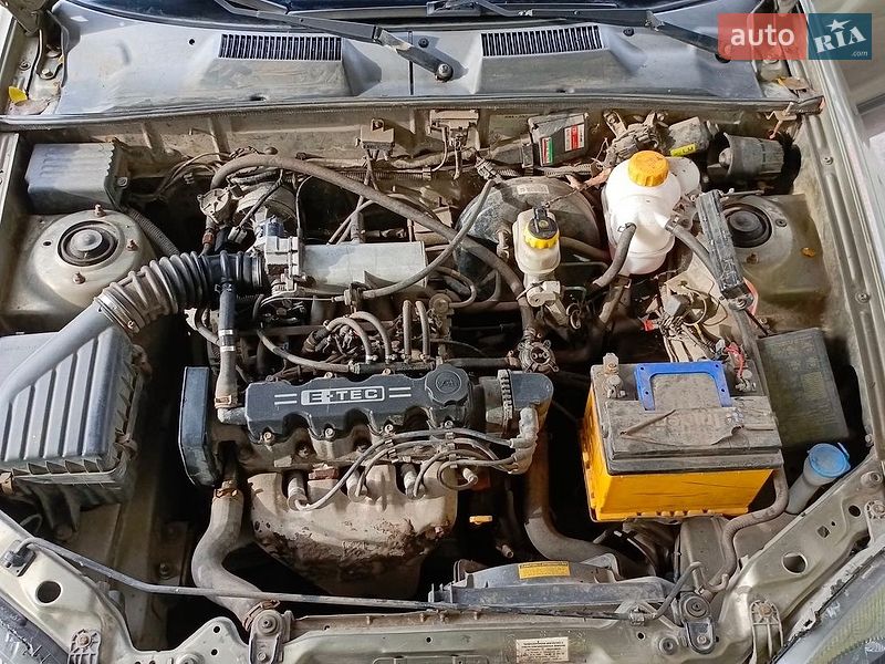 Седан Daewoo Lanos 2004 в Дніпрі
