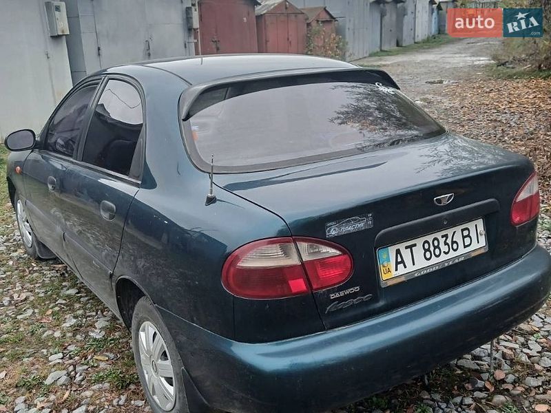 Седан Daewoo Lanos 2002 в Дрогобыче