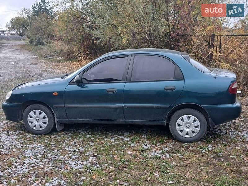 Седан Daewoo Lanos 2002 в Дрогобыче