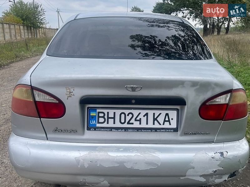 Седан Daewoo Lanos 2004 в Измаиле