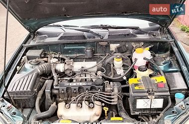Седан Daewoo Lanos 2004 в Житомирі