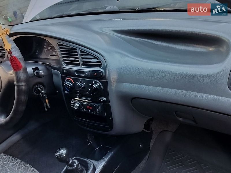 Седан Daewoo Lanos 2008 в Черкассах