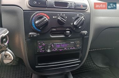 Седан Daewoo Lanos 2006 в Лебедине