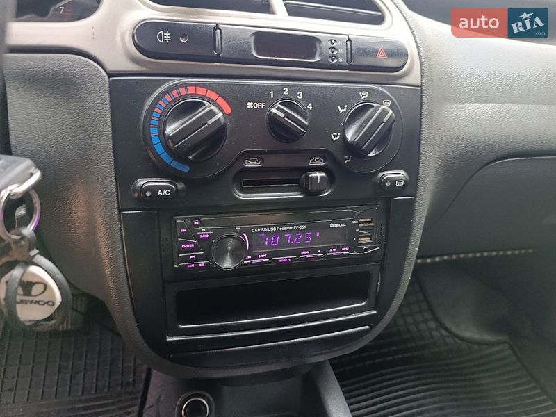 Седан Daewoo Lanos 2006 в Лебедине