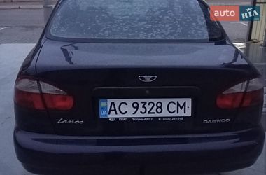 Седан Daewoo Lanos 2004 в Волочиську