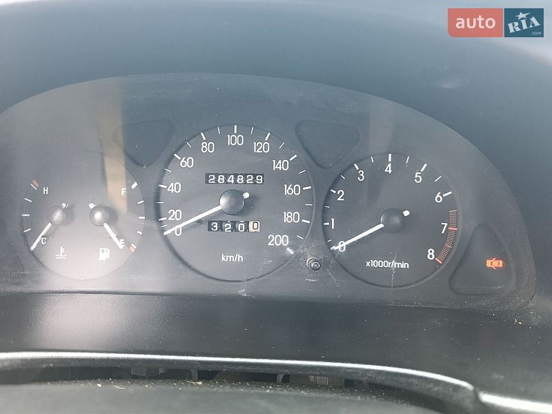 Седан Daewoo Lanos 2004 в Киеве фото 4 Седан Daewoo Lanos 2004 в Киеве