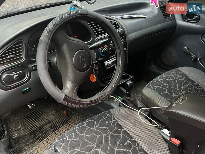 Седан Daewoo Lanos 2003 в Ярмолинцях