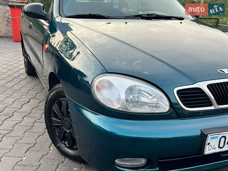 Седан Daewoo Lanos 2002 в Каменском