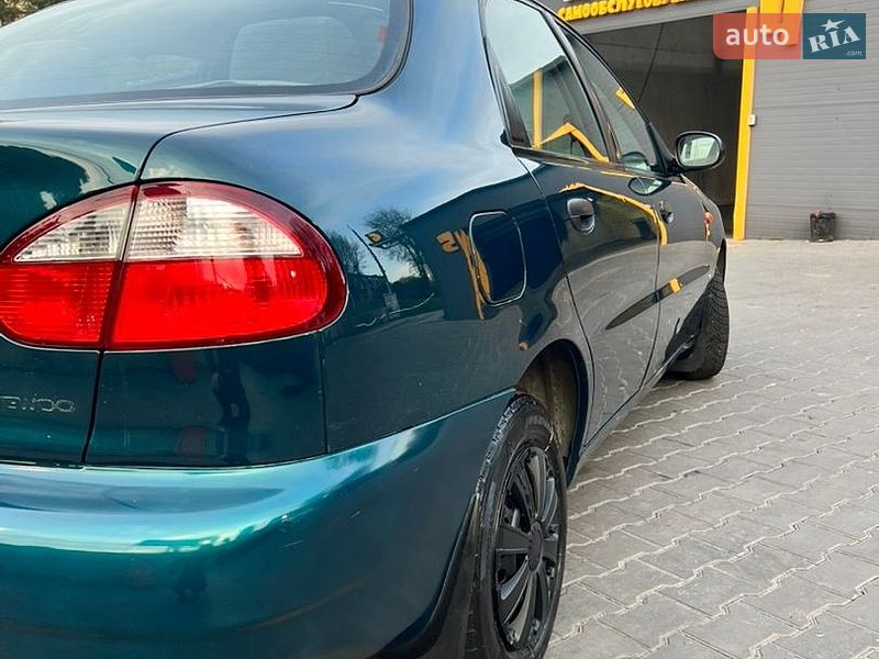 Седан Daewoo Lanos 2002 в Каменском