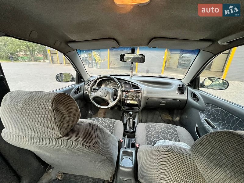 Седан Daewoo Lanos 2002 в Каменском