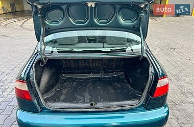 Седан Daewoo Lanos 2002 в Каменском