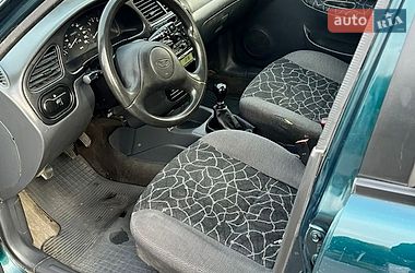 Седан Daewoo Lanos 2002 в Каменском