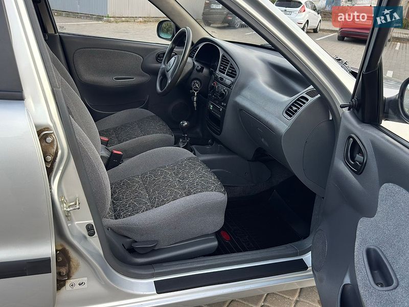 Седан Daewoo Lanos 2007 в Кременчуці