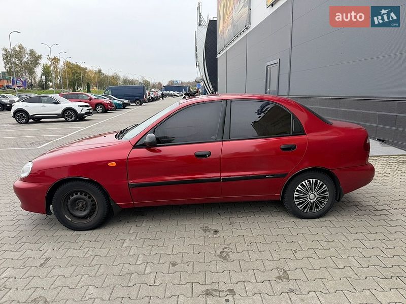 Седан Daewoo Lanos 2008 в Києві