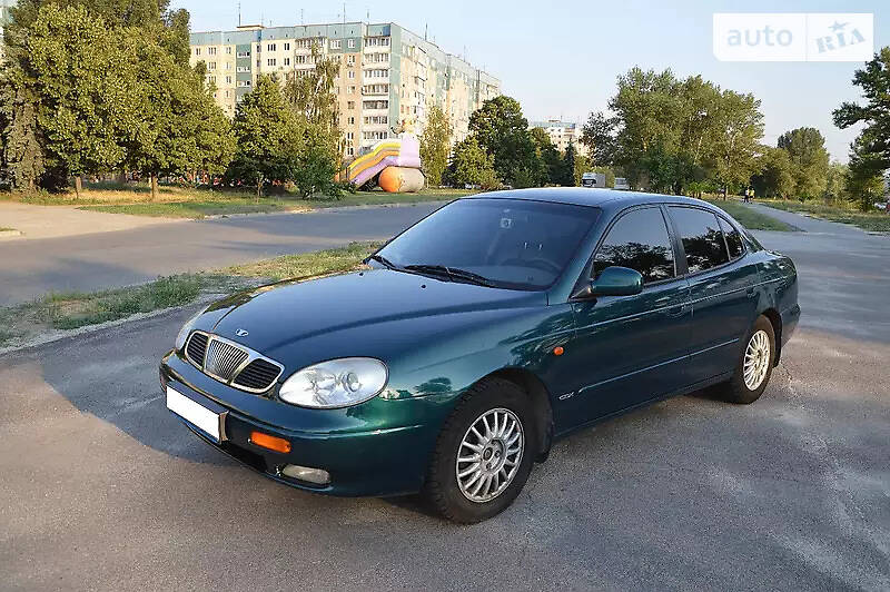 Седан Daewoo Leganza 1998 в Днепре