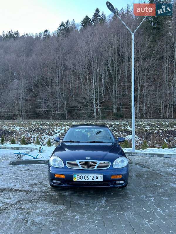 Седан Daewoo Leganza 2001 в Львове