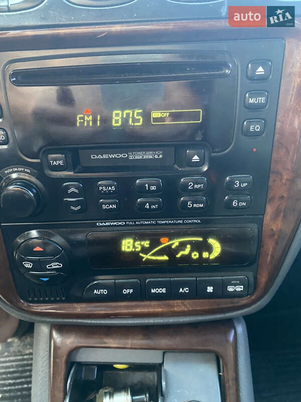 Седан Daewoo Leganza 2001 в Бережанах