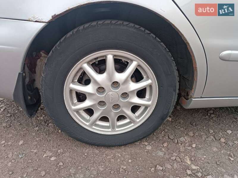 Седан Daewoo Leganza 1998 в Николаеве