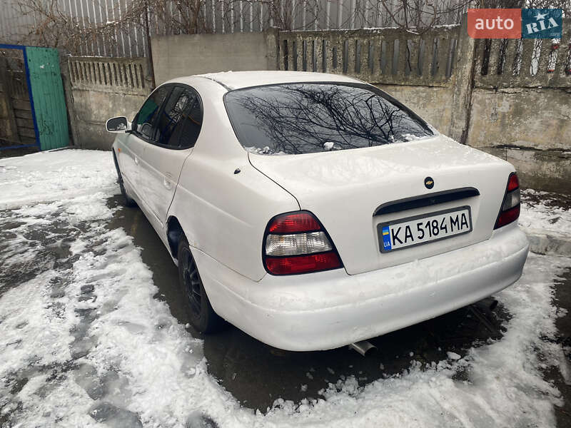 Седан Daewoo Leganza 1998 в Киеве