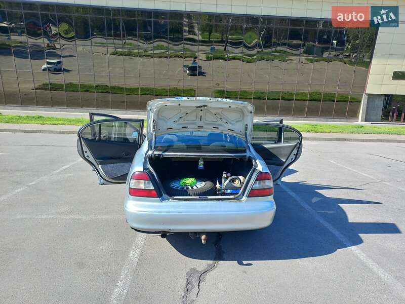 Седан Daewoo Leganza 1998 в Львові