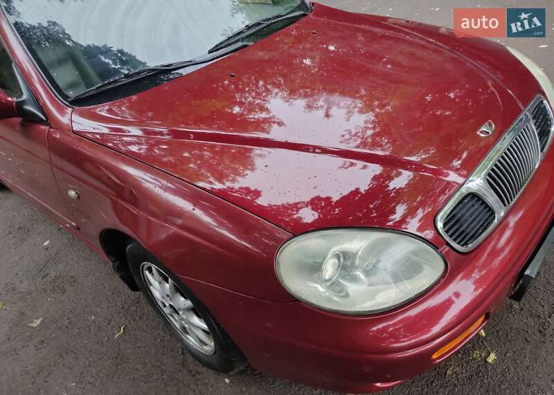 Седан Daewoo Leganza 2001 в Киеве