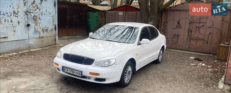 Daewoo Leganza 1998