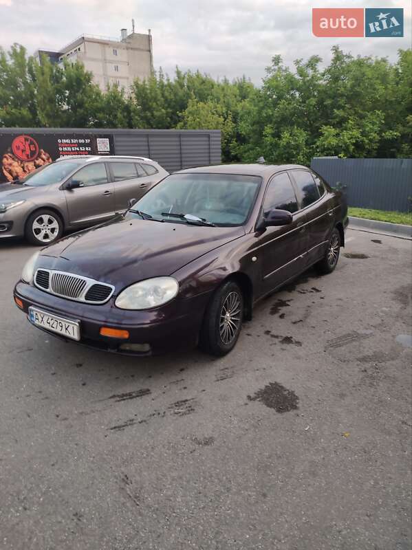 Седан Daewoo Leganza 2001 в 