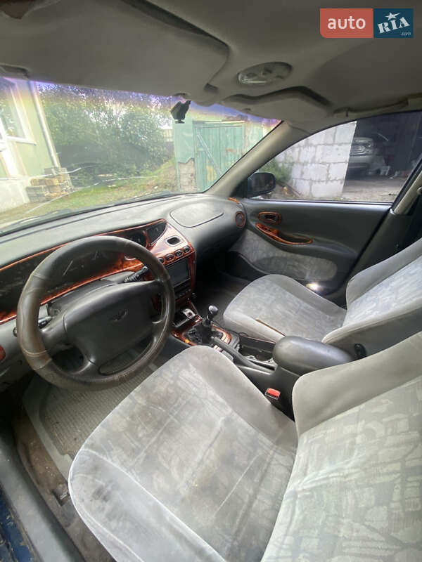 Седан Daewoo Leganza 1999 в Киеве