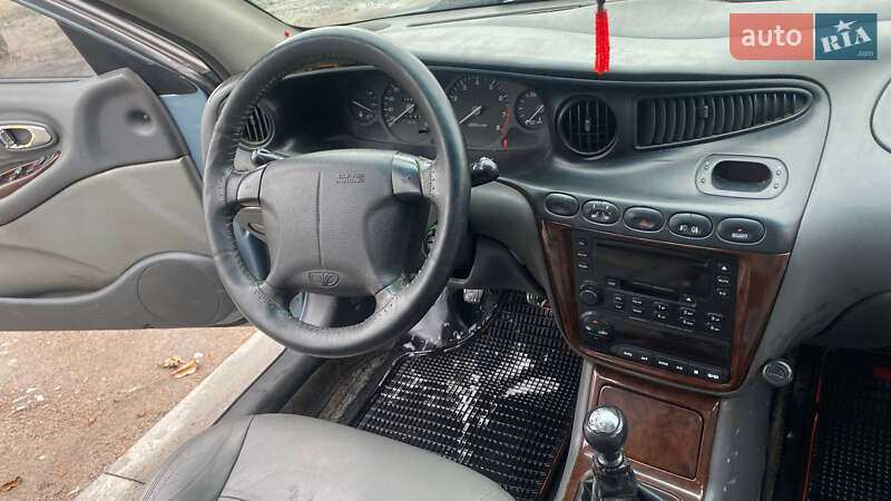 Седан Daewoo Leganza 2001 в Львові